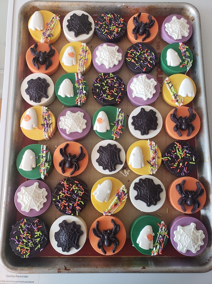 Halloween Oreos