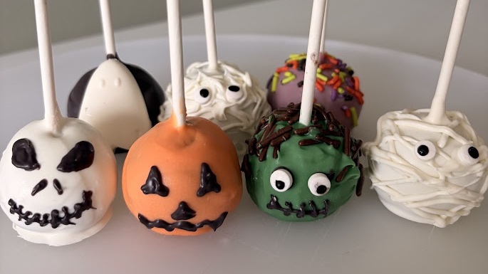 Halloween Spooky Cake Pops